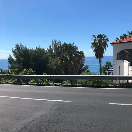 Appartamento Il Terrazzo Del Sole San Lorenzo al Mare